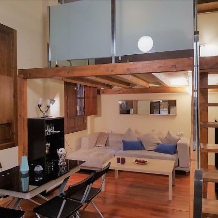 Feria Palace Apartment Севілья Екстер'єр фото